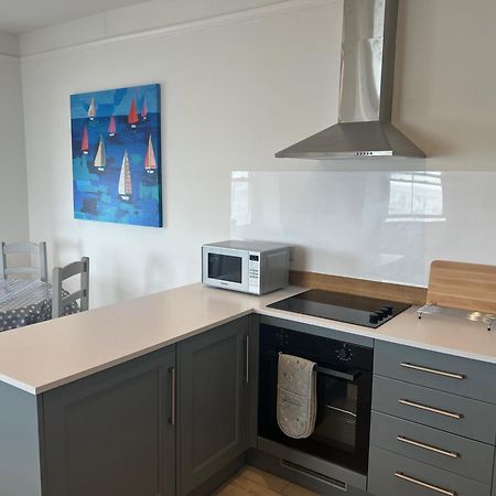 High Tides Apartment Лайм Риджис Екстериор снимка